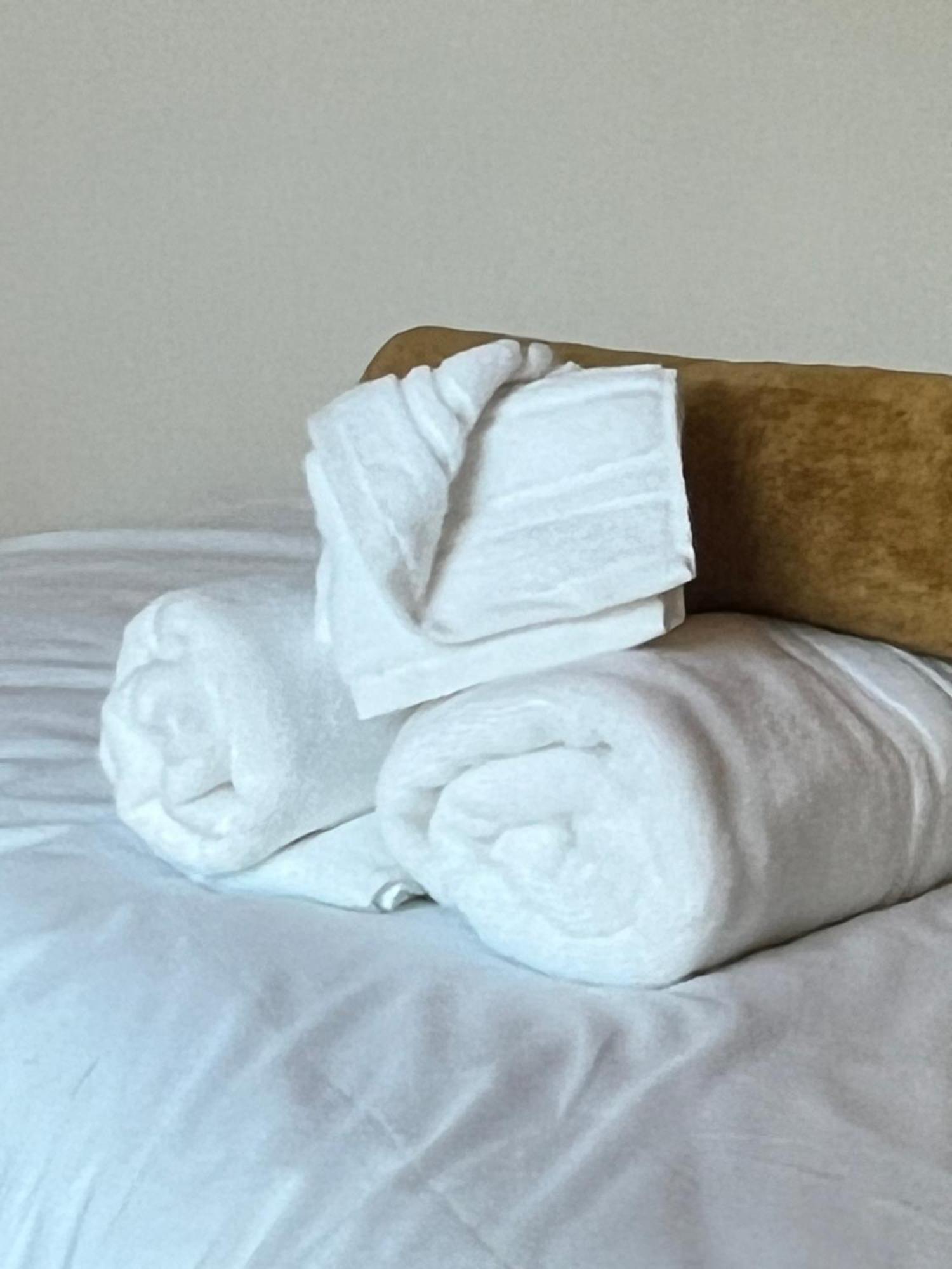 The Parkes A Stylish 3Br House, 5 Mins From Central Birmingham Close To The Edgbaston Stadium, The Hippodrome, Uob, Aston And Bcu, China Town, Kings Heath Bhx Airport And Much More Exteriör bild
