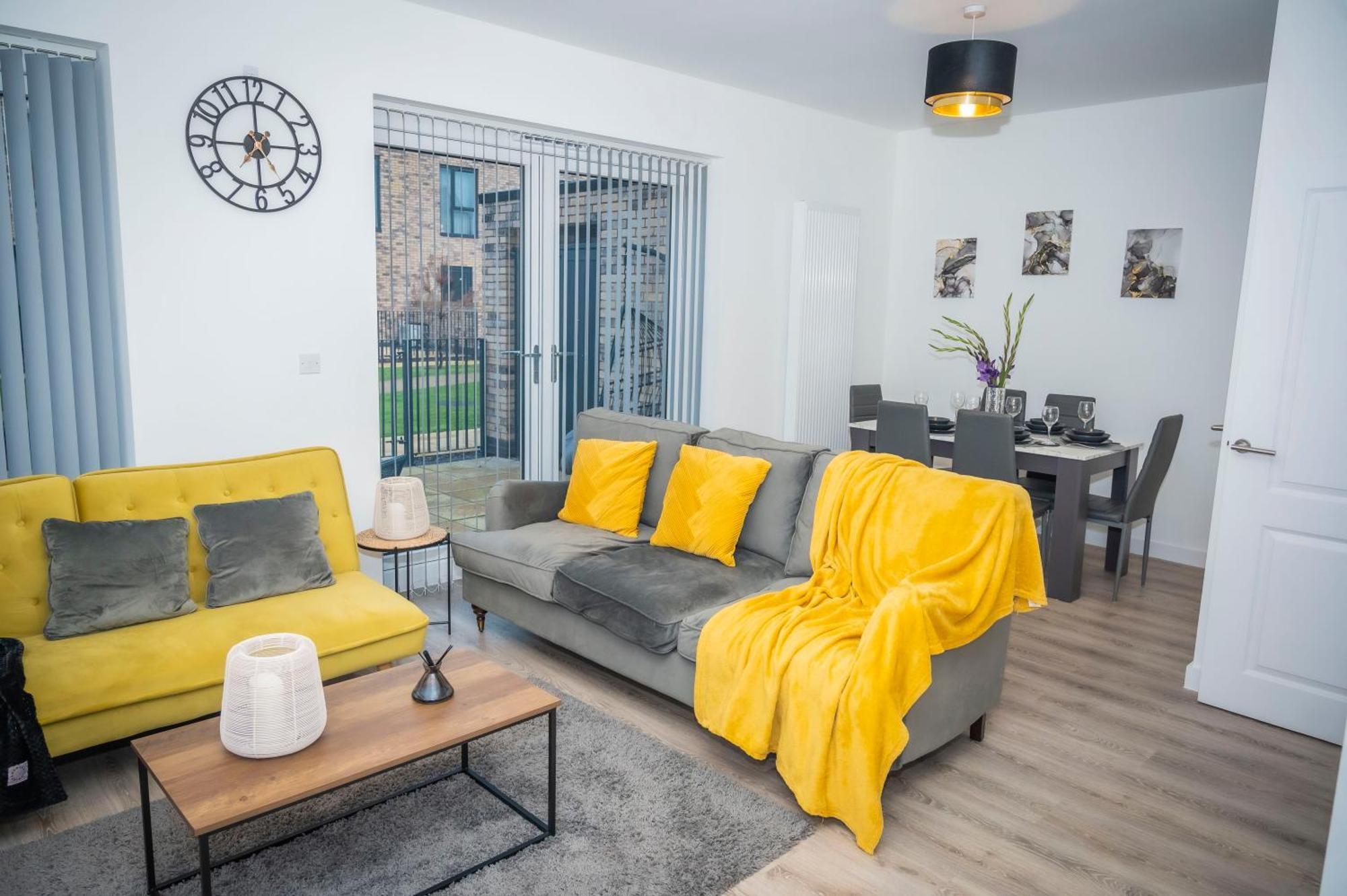The Parkes A Stylish 3Br House, 5 Mins From Central Birmingham Close To The Edgbaston Stadium, The Hippodrome, Uob, Aston And Bcu, China Town, Kings Heath Bhx Airport And Much More Exteriör bild