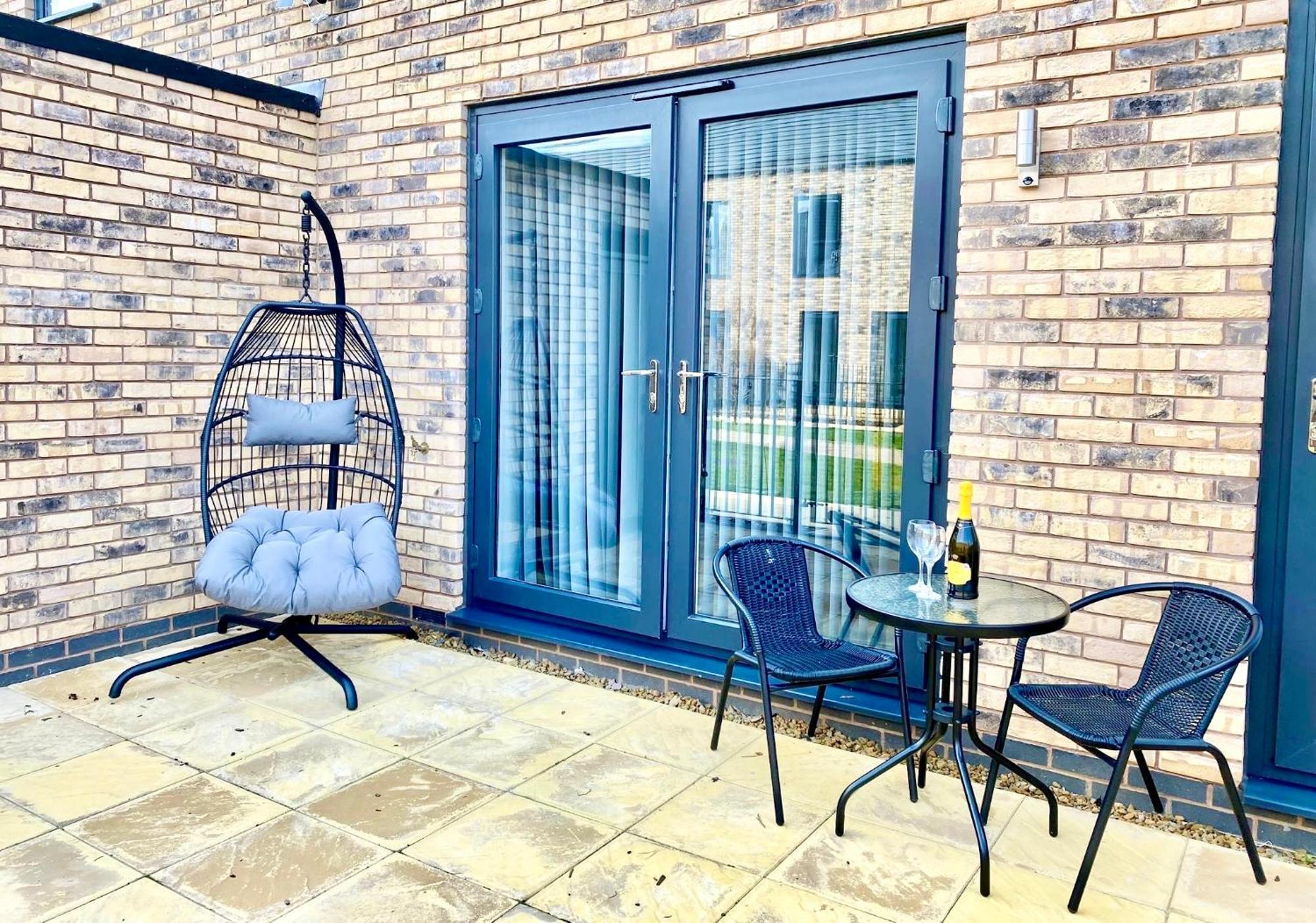 The Parkes A Stylish 3Br House, 5 Mins From Central Birmingham Close To The Edgbaston Stadium, The Hippodrome, Uob, Aston And Bcu, China Town, Kings Heath Bhx Airport And Much More Exteriör bild
